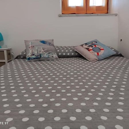 La Quiete Apartment Beverino Luaran gambar